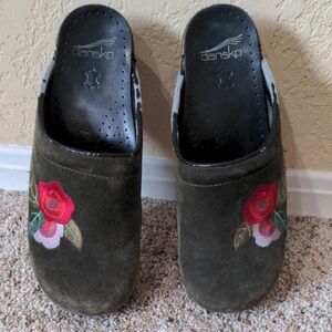 Dansko Women's Green Floral Embroidered Clogs